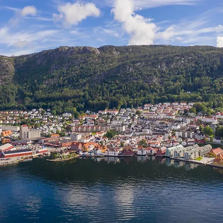 Apartment Seafront With Parking And Self Check-in! Bergen